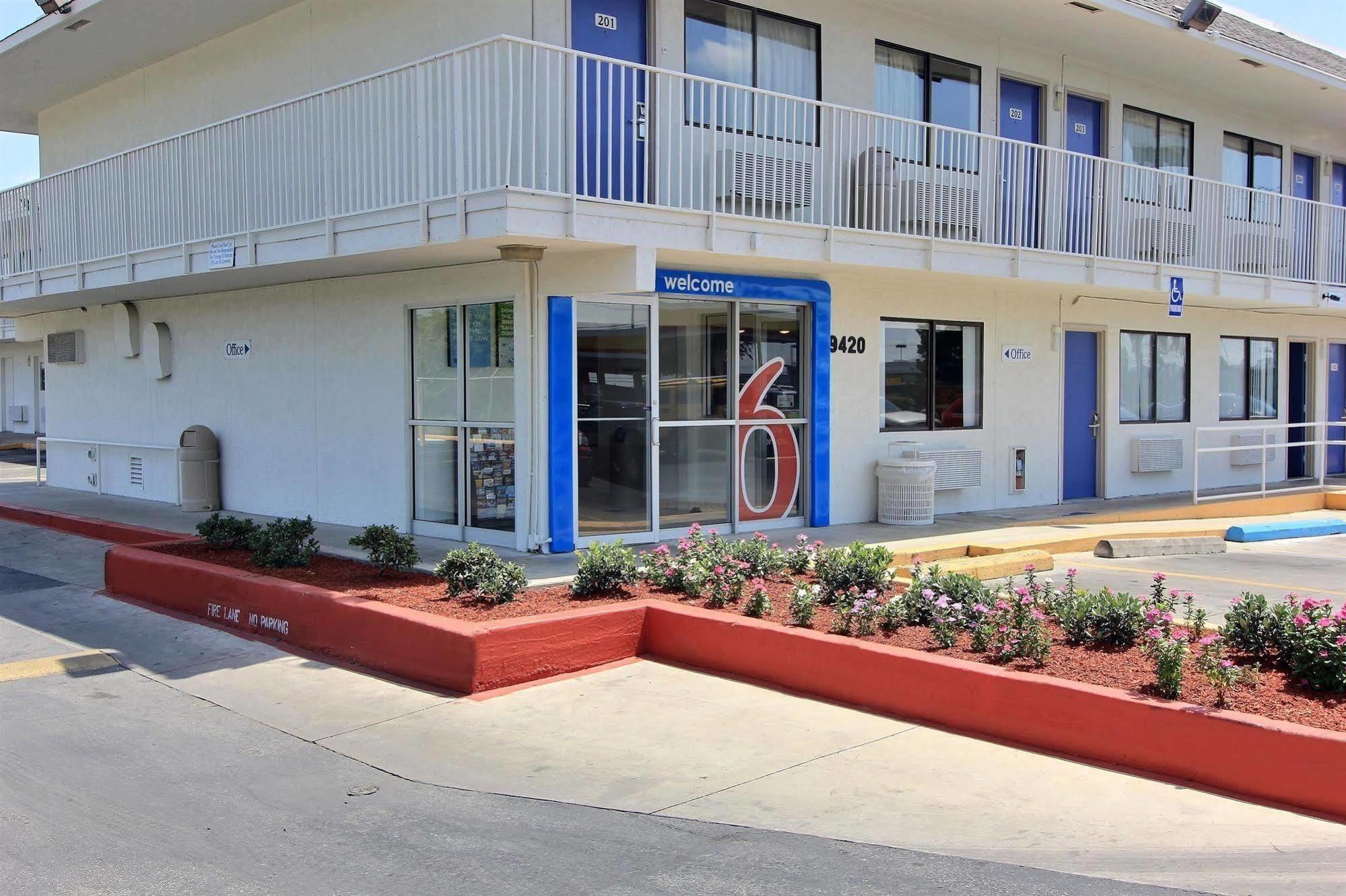 Motel 6-Austin, Tx - North Exteriör bild